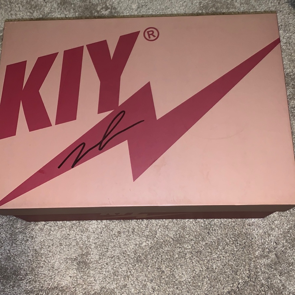 Air kiy X Reves Paris St. Anthony high tops